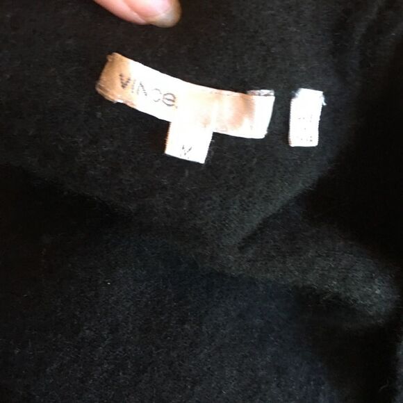 VINCE CASHMERE Sweet Cardi Top! - Picture 6 of 8